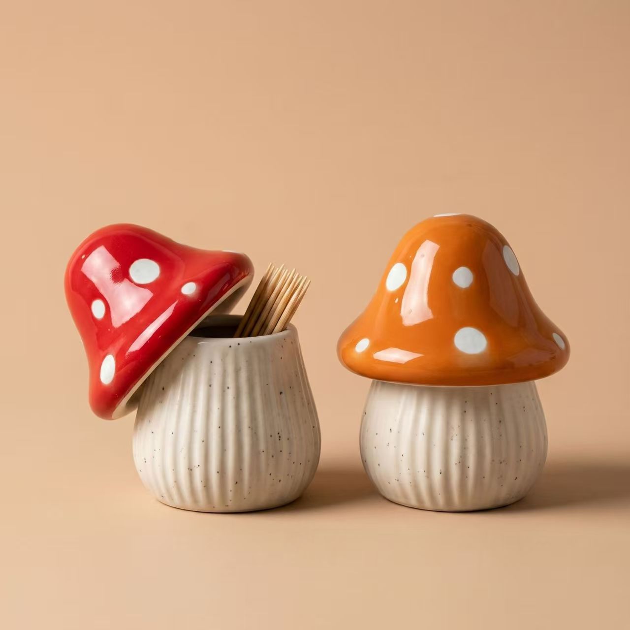 Cartoon Mushroom Ceramic Stora - Home Decor Kolkata 评论和价格