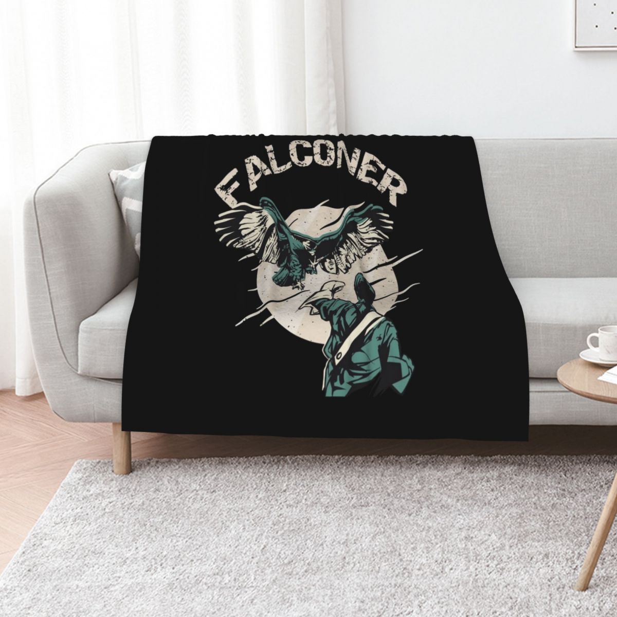 Falconry Bird landing on Falco - Home Decor Png 评论和价格