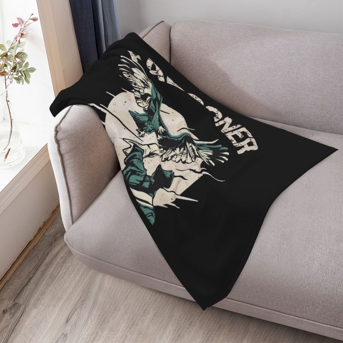 Falconry Bird landing on Falco - Home Decor Png 评论和价格