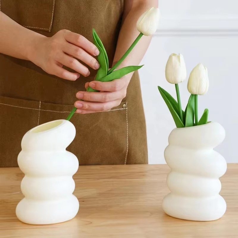1PC Plastic Spiral White Vase  - Home Decor Aesthetic Pinterest 评论和价格